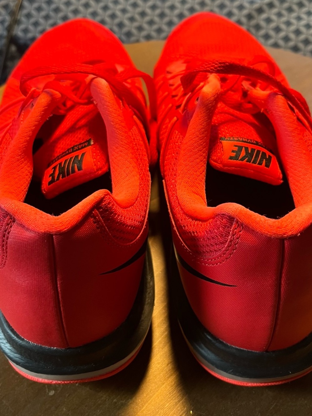🚫SOLD🚫 Nike Men’s Bright Red Athletic Running Shoes with Black Swoosh - Picture 6 of 9